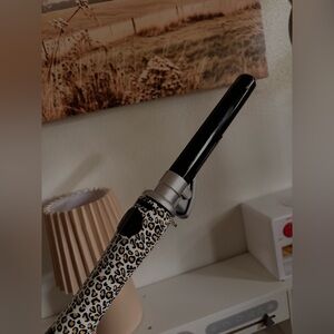 MEYINA Leopard Print Electric Curling Iron 🐆